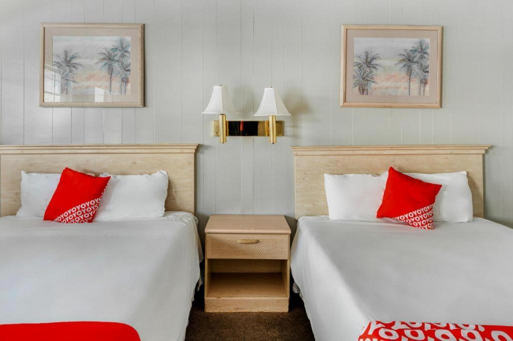 Oyo Gateway Motel Las Vegas North Strip/Fremont St. Area Ngoại thất bức ảnh