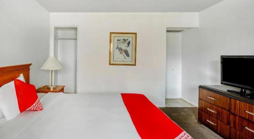 Oyo Gateway Motel Las Vegas North Strip/Fremont St. Area Ngoại thất bức ảnh